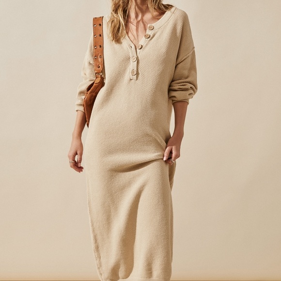 Free People Dresses & Skirts - Free People Hailee Sweater Midi